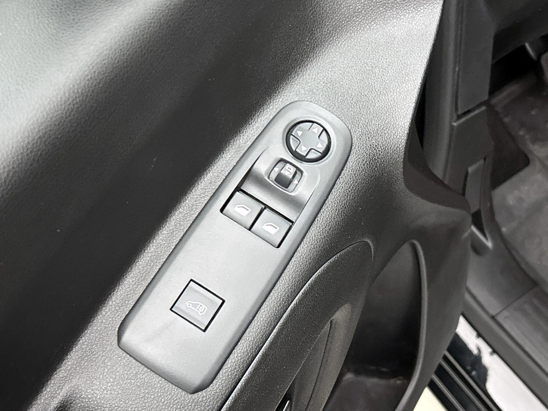 Opel-Combo-image-28