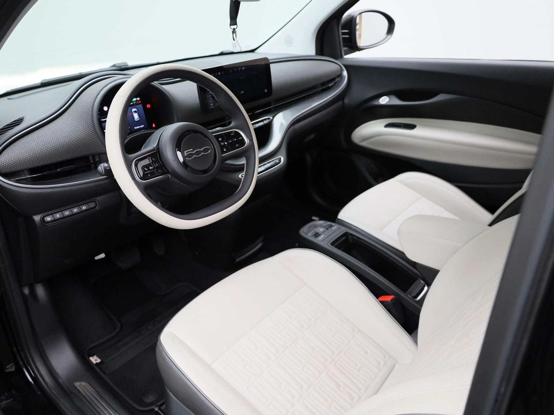 Fiat-500e-image-14