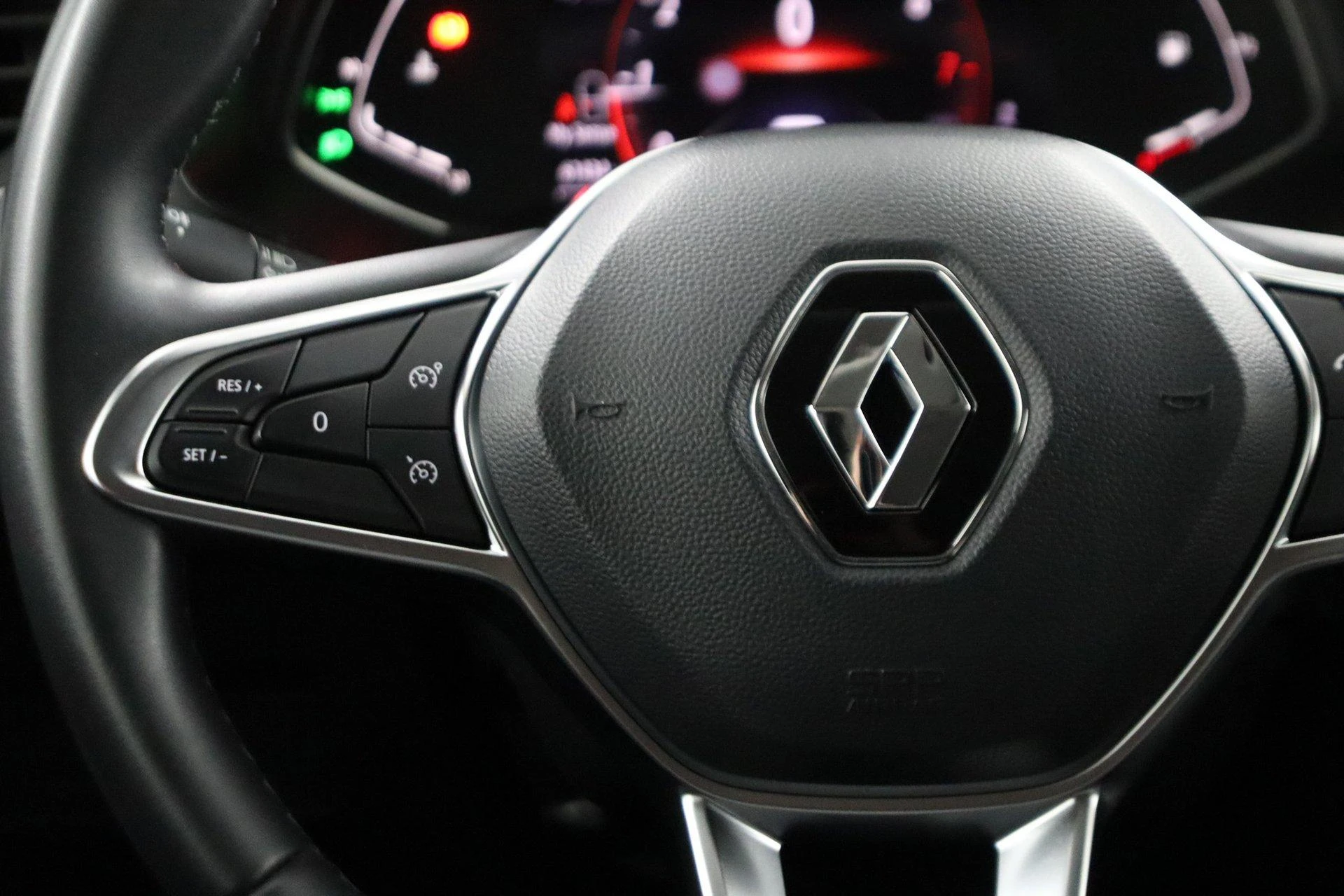 Renault-Captur-image-16