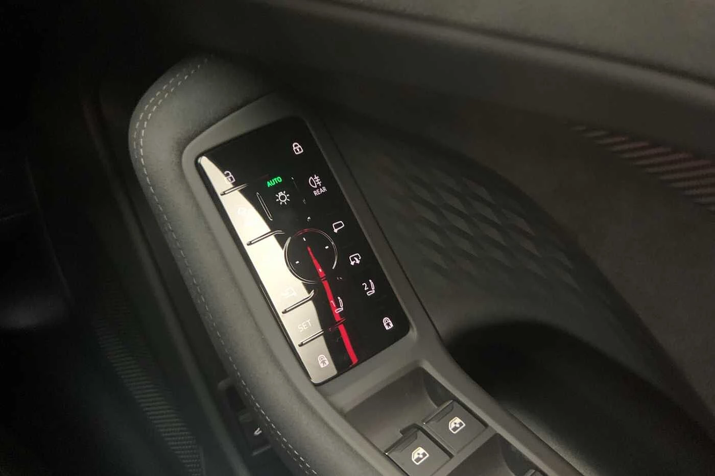 Audi-A6-image-28