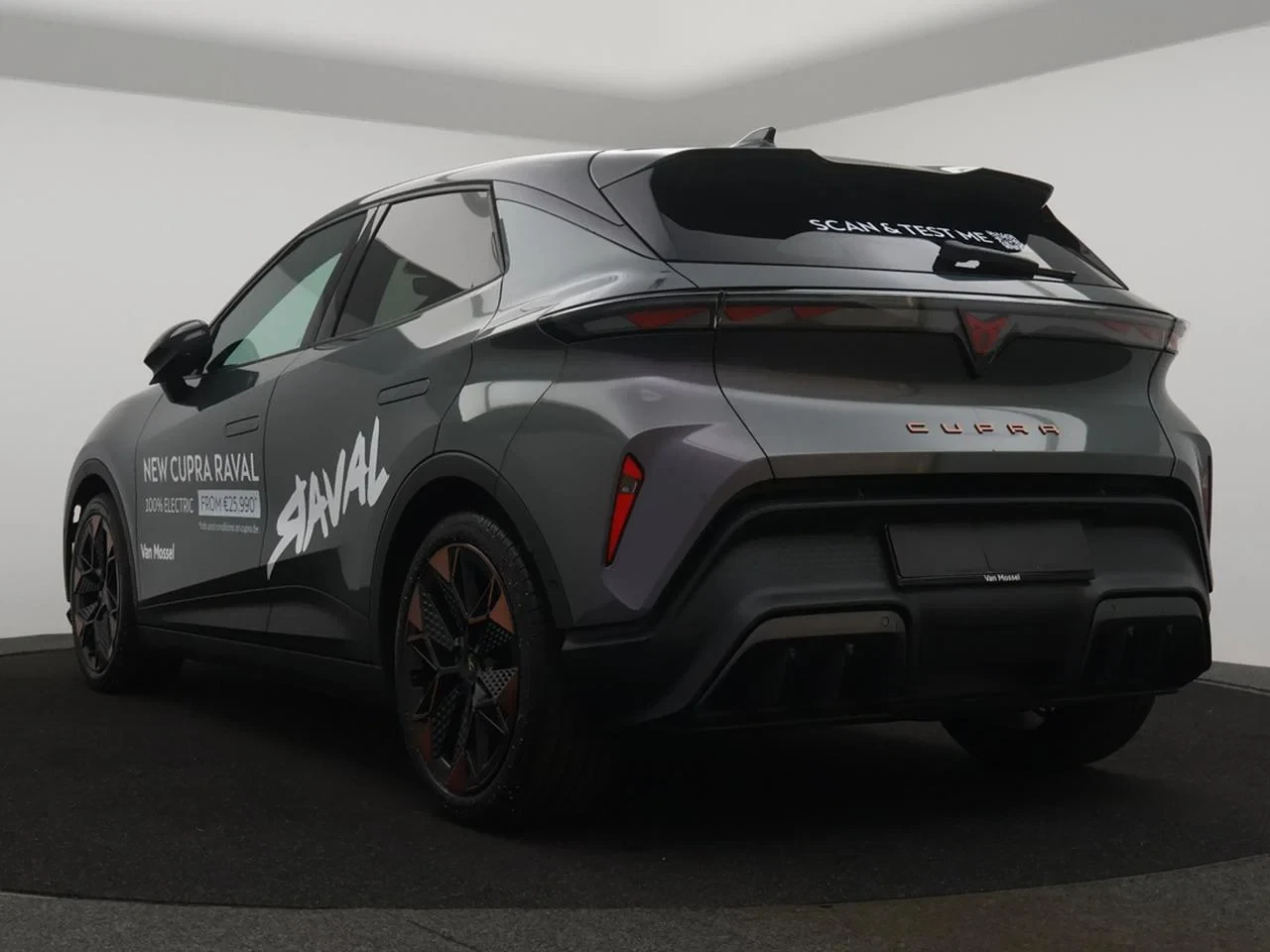 CUPRA Raval Raval Endurance First Edition Plus - Bicolor 211pk 51,5kWh *DEMO*