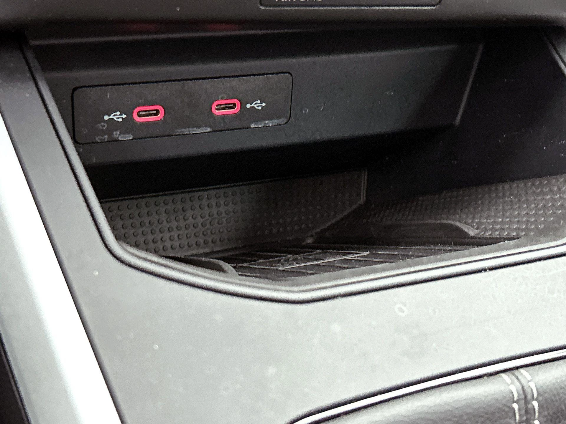 SEAT-Arona-image-29