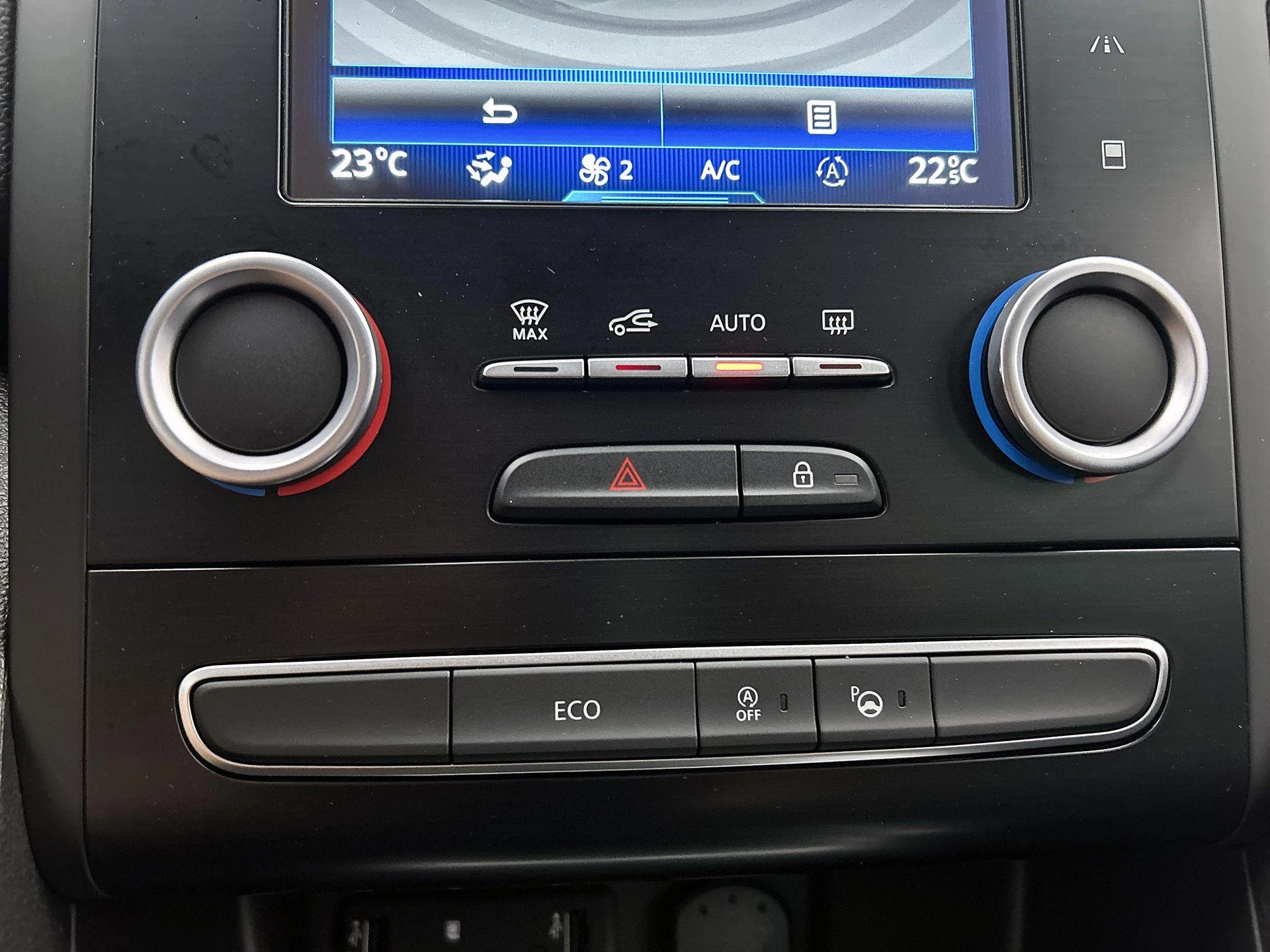 Renault-Mégane-image-9