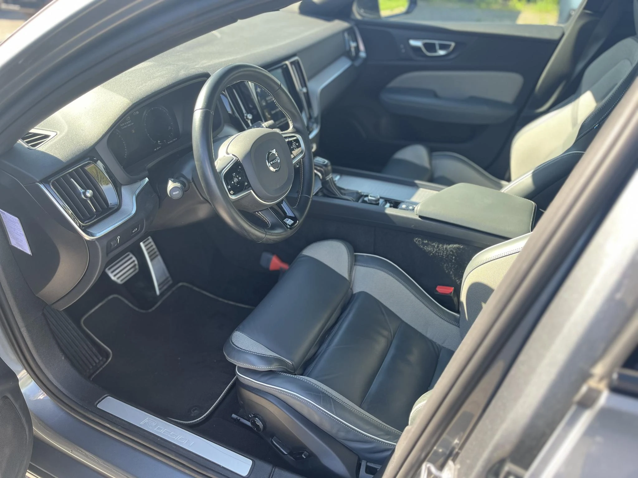 Volvo-S60-image-3