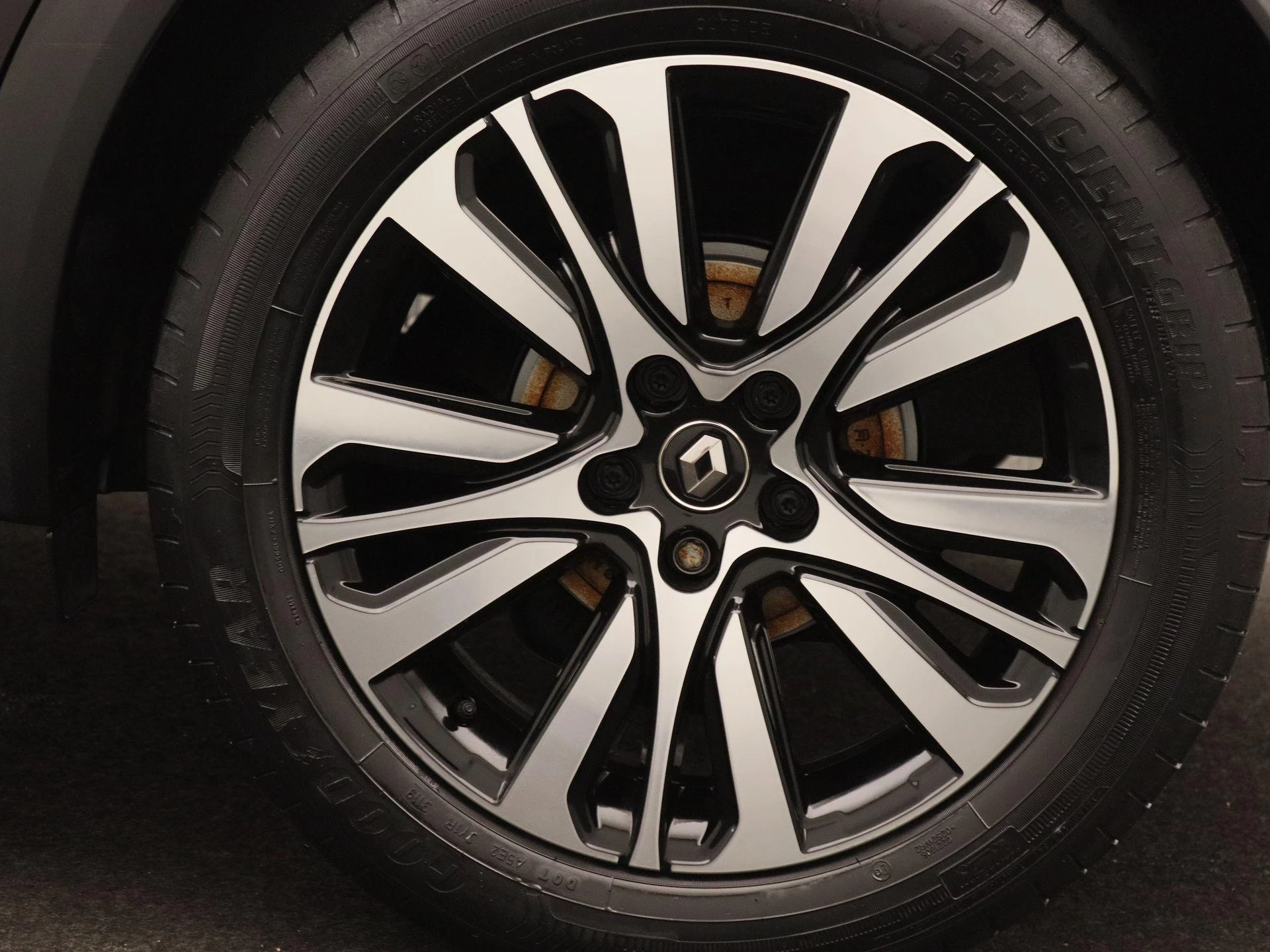 Renault-Captur-image-16