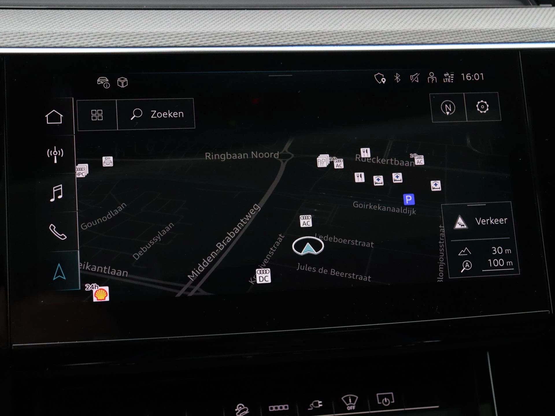 Audi-e-tron-image-25
