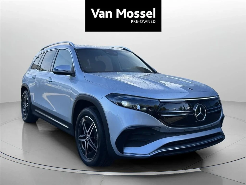 Mercedes-Benz-EQB-image-2