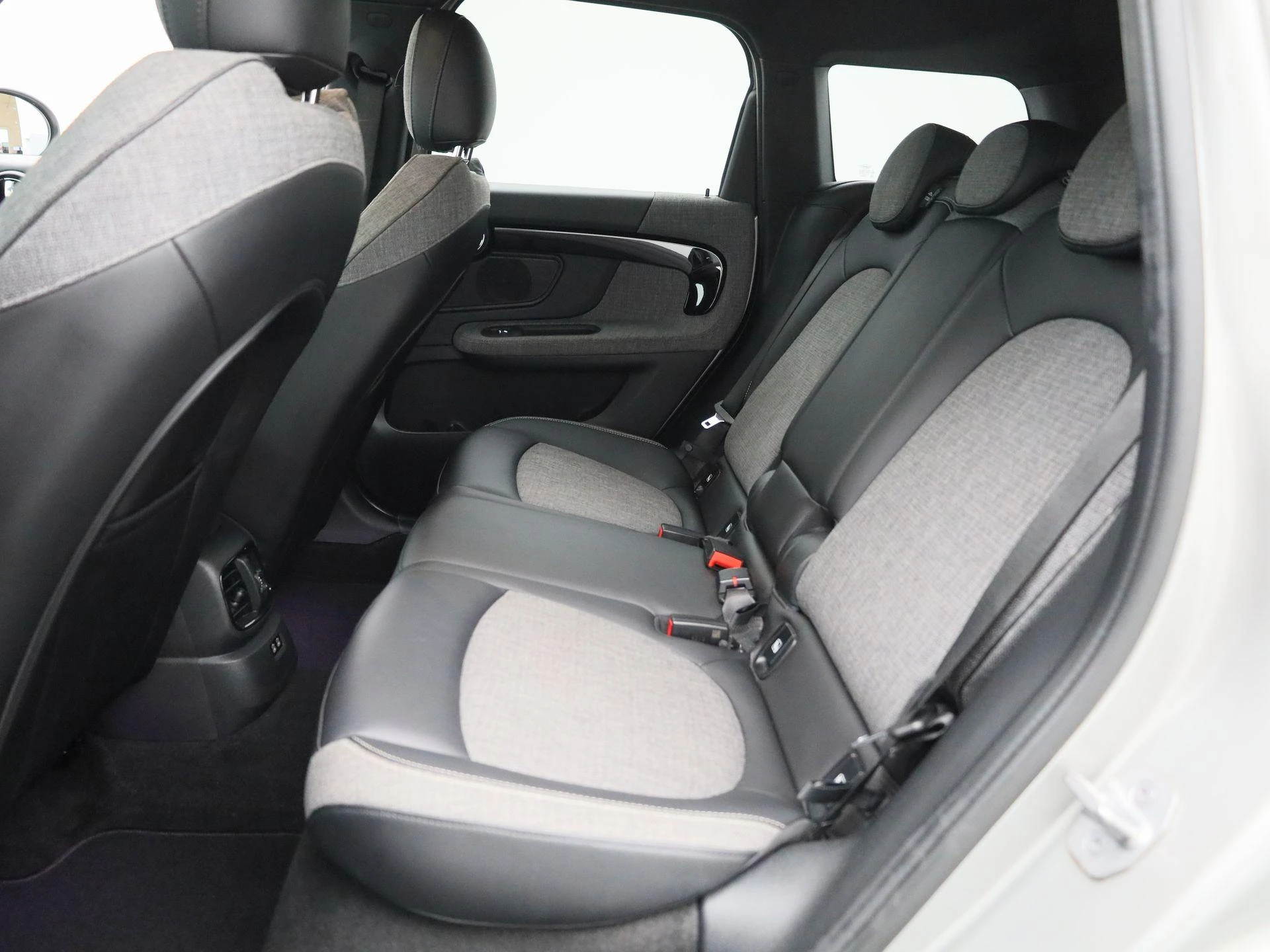 MINI-Countryman-image-11