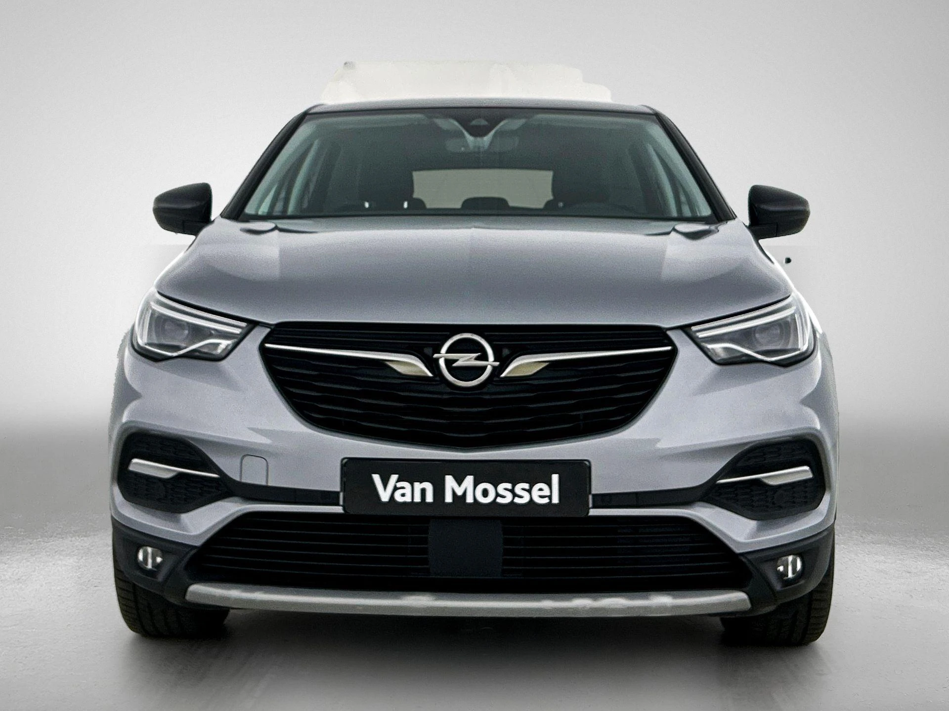 Opel-Grandland X-image-4