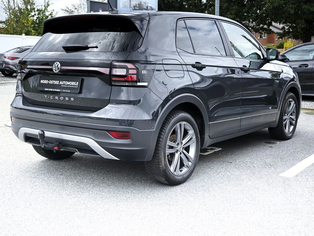 Volkswagen-T-Cross-image-4