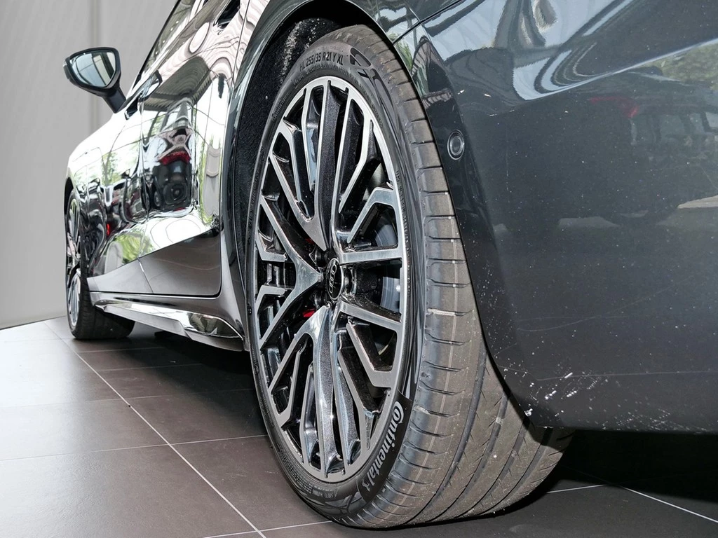 Audi A6 Lim 2.0 TFSI e-hybrid quattro S tronic 270 kW/ 367 PS