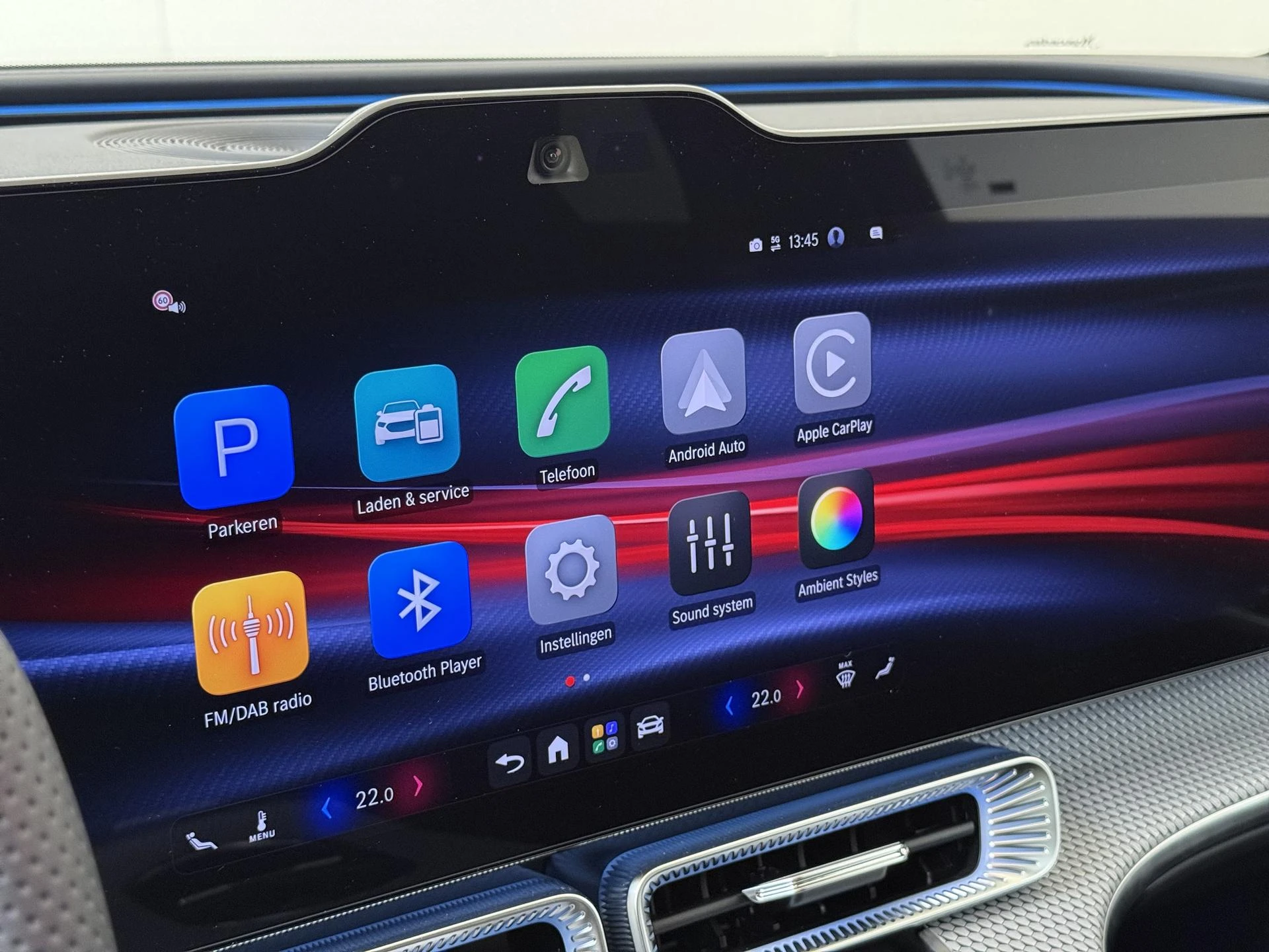 Mercedes-Benz-C-Klasse-image-16