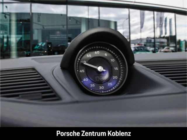 Porsche-911-image-19