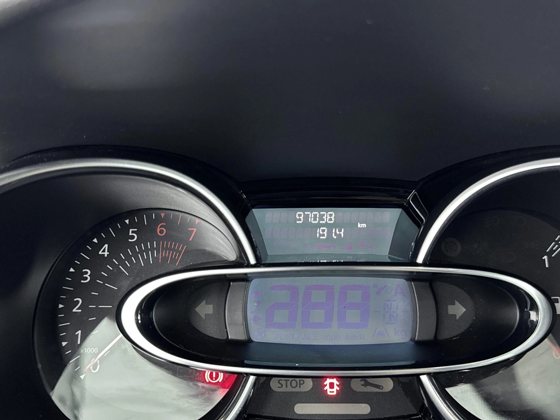 Renault-Clio-image-7