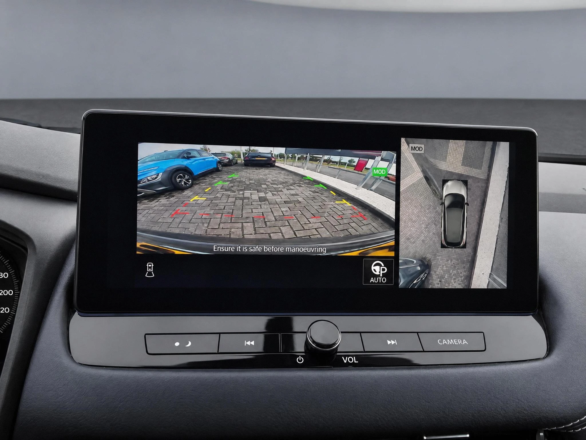 Nissan-QASHQAI-image-18