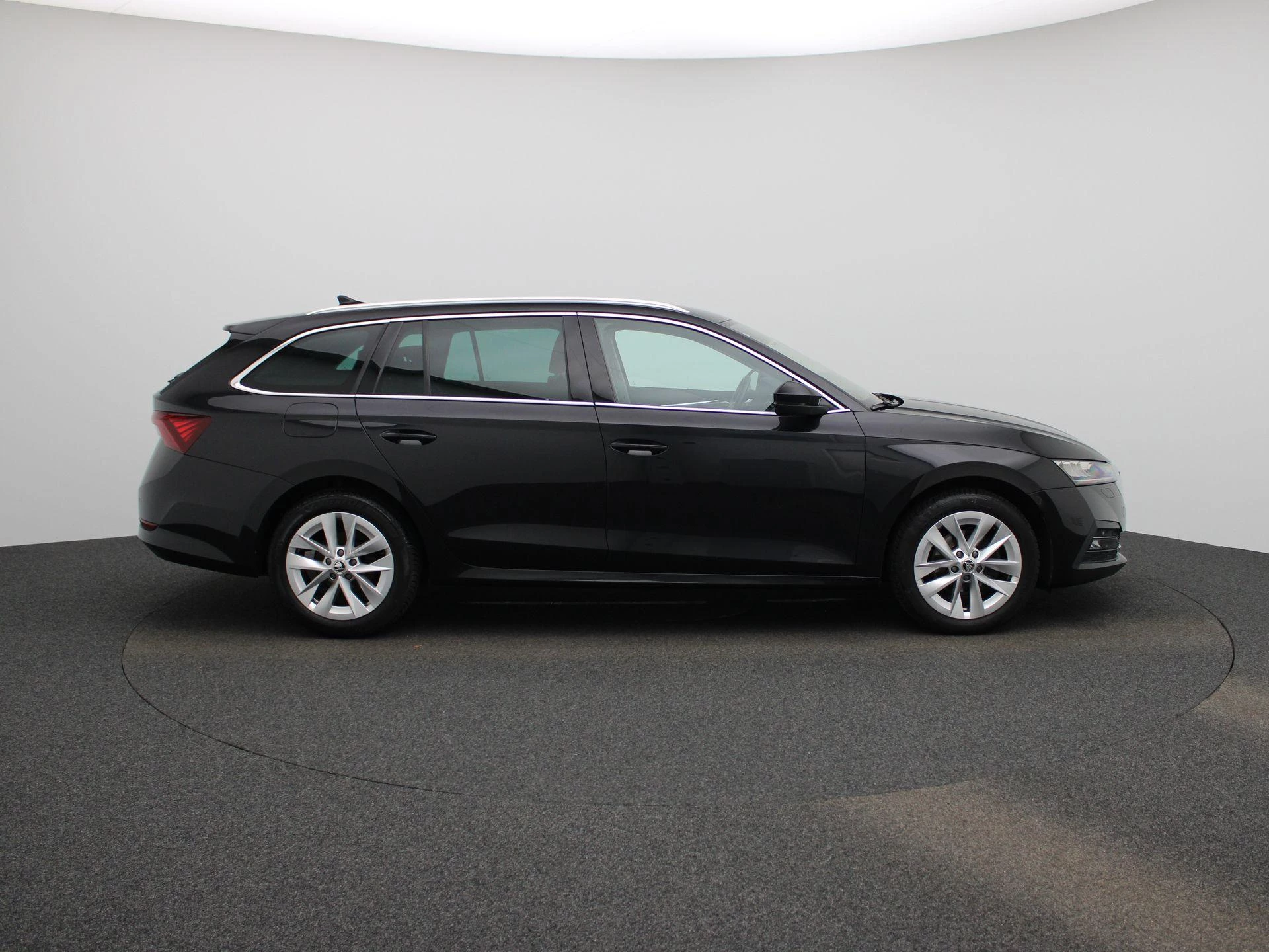 Škoda Octavia Combi 1.0 e-TSI Business Edition Plus