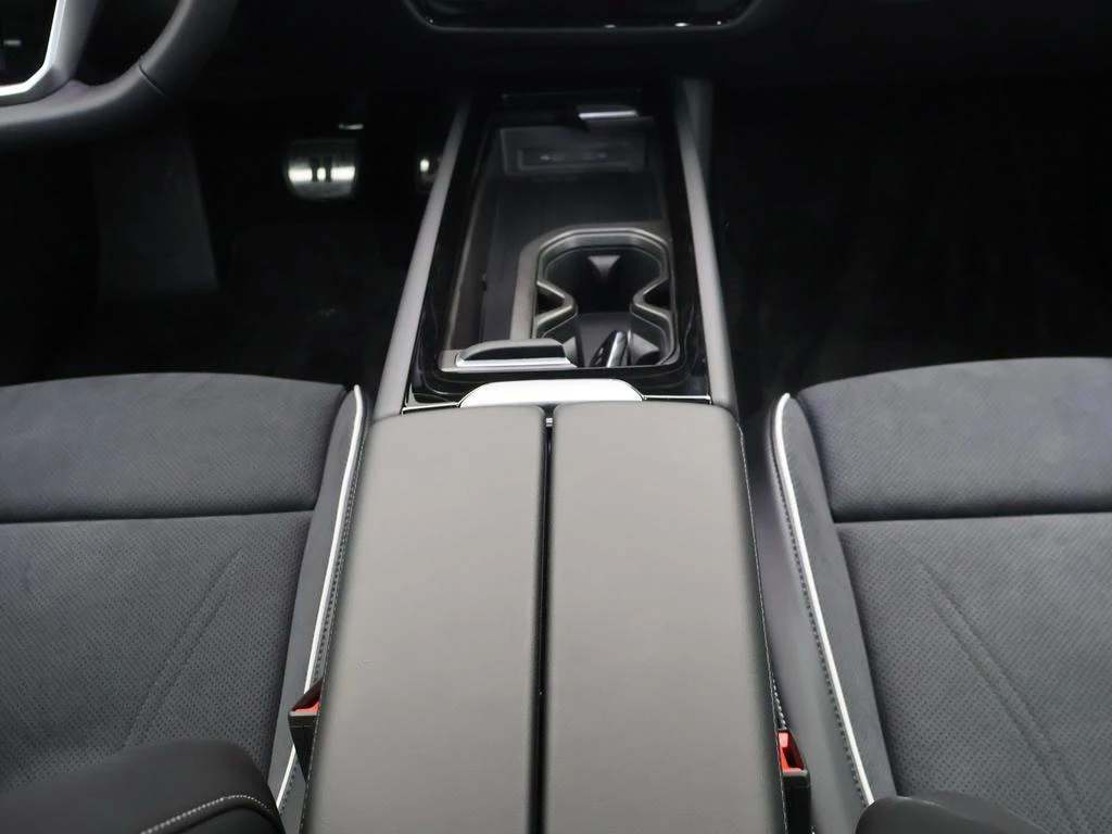 Volkswagen ID.7 Tourer Pro Business Premium 77 kWh 286PK * DEMO *