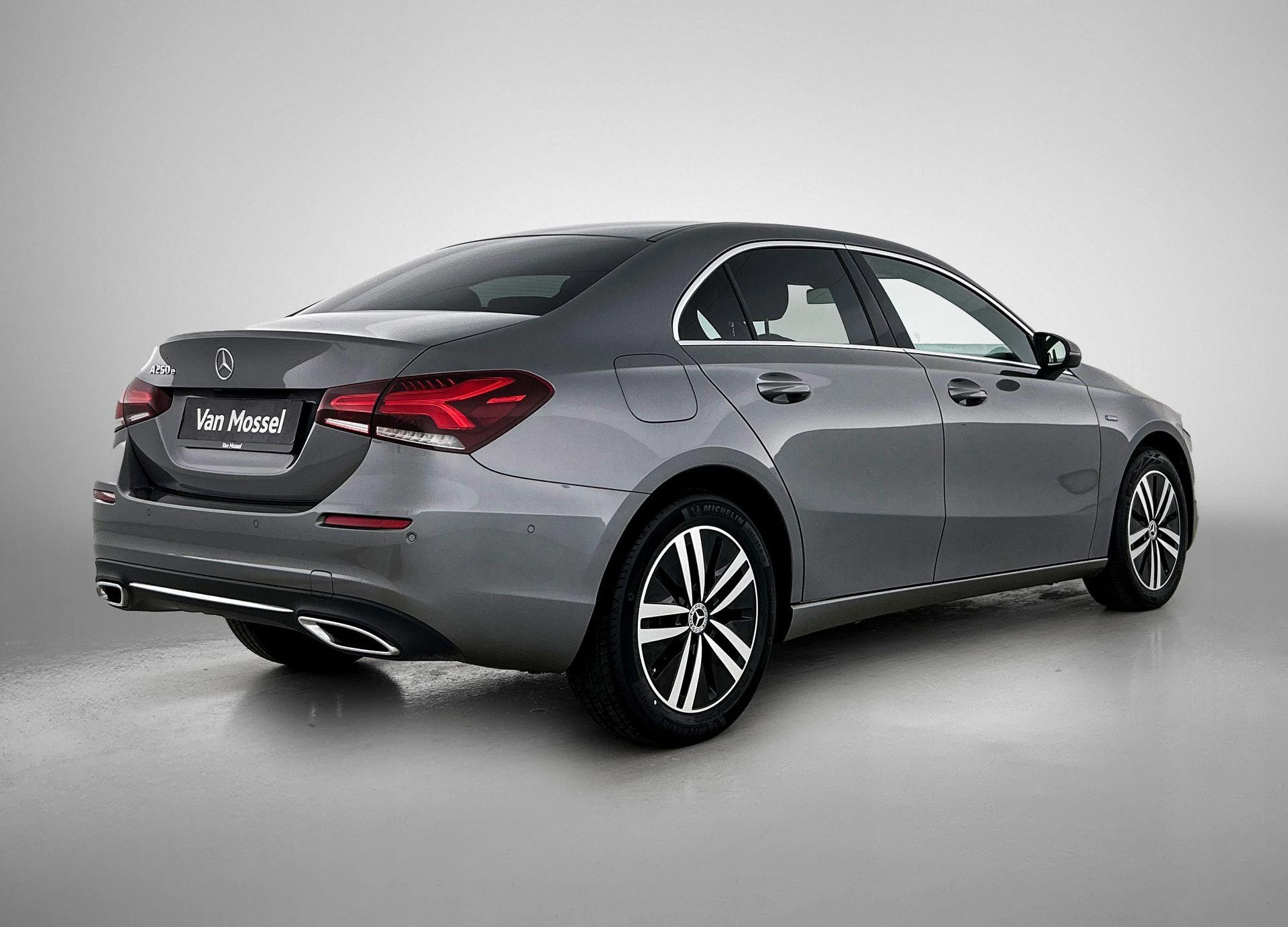Mercedes-Benz A-Klasse Limousine A 250 e Business Line