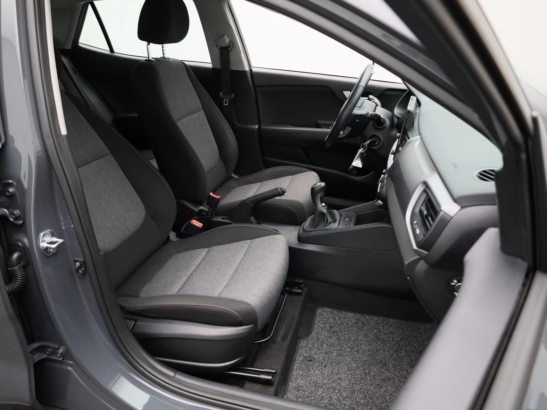 Kia-Stonic-image-25