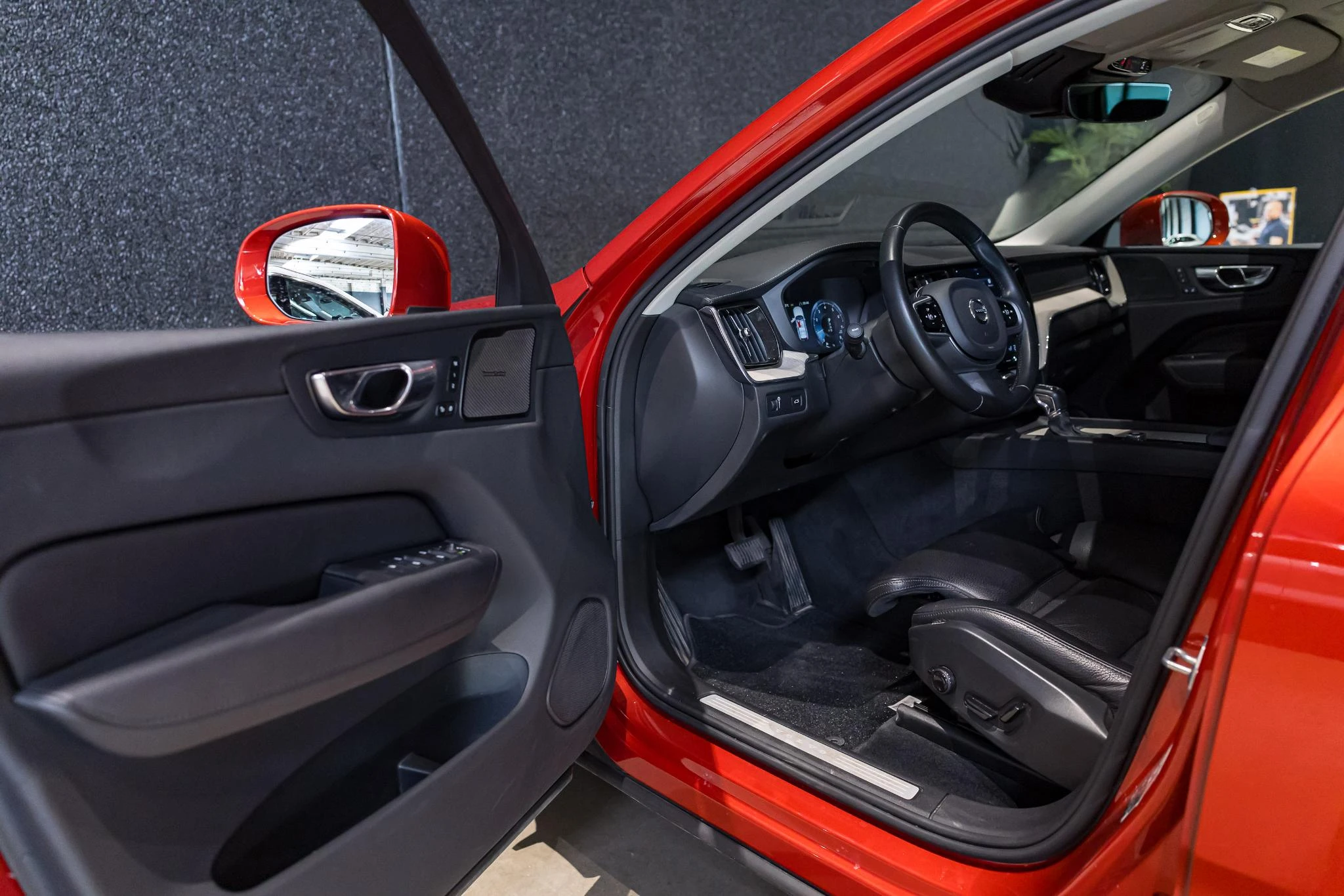 Volvo-XC60-image-20