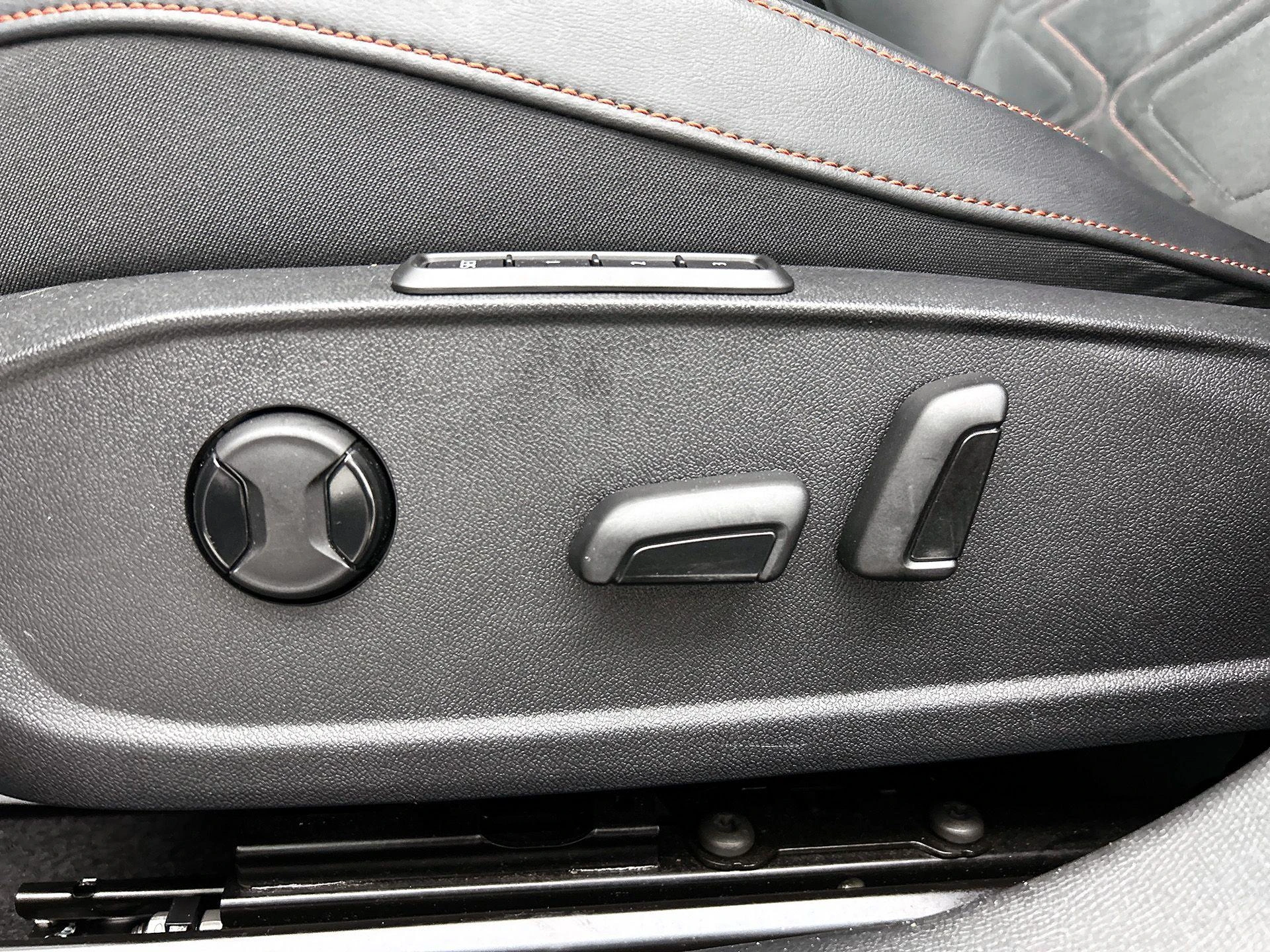 SEAT-Leon-image-24