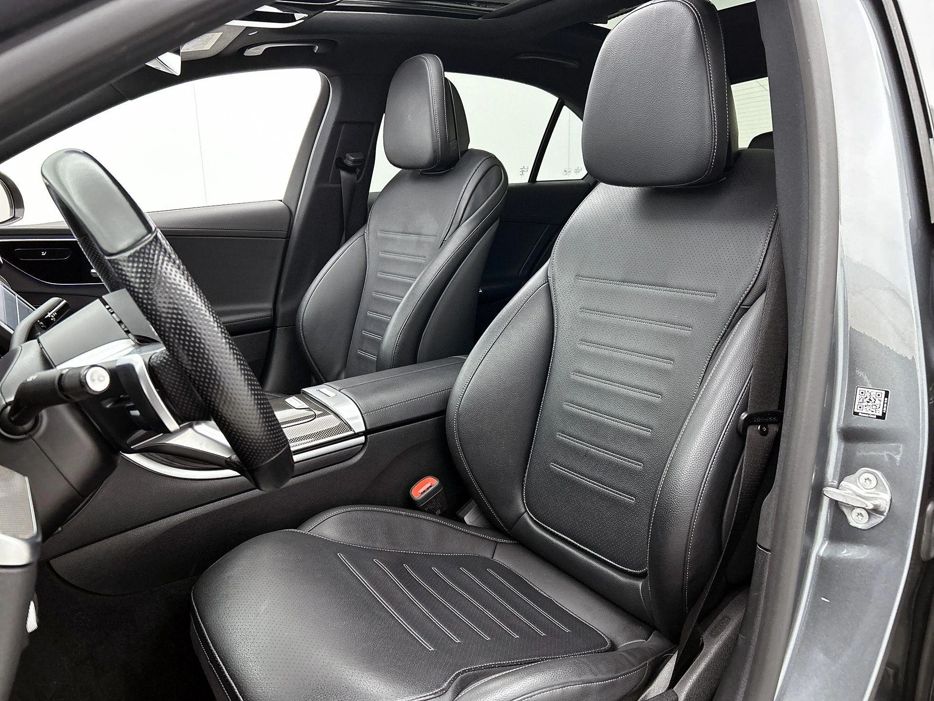 Mercedes-Benz-C-Klasse-image-40
