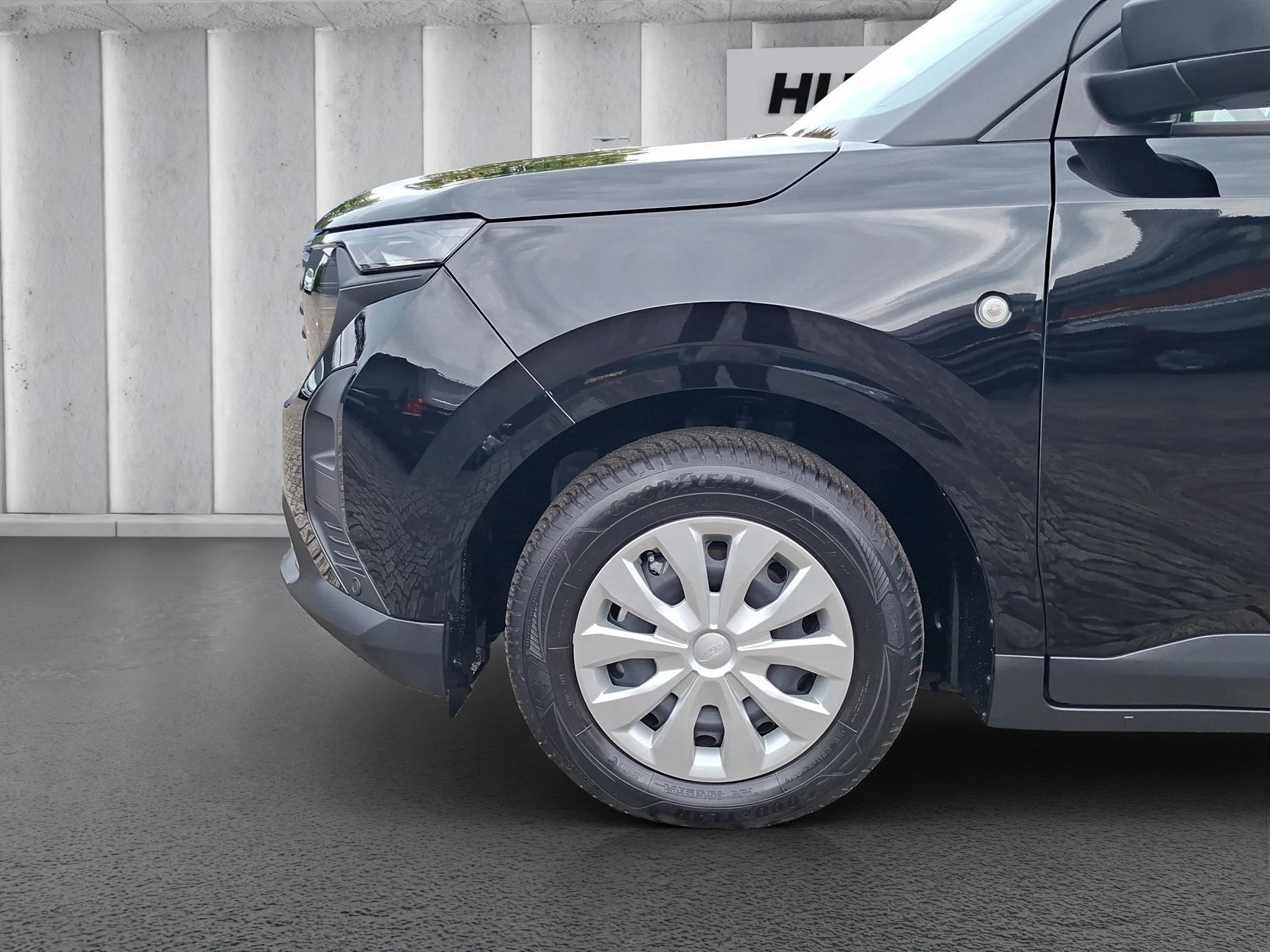 Ford-Tourneo Courier-image-8