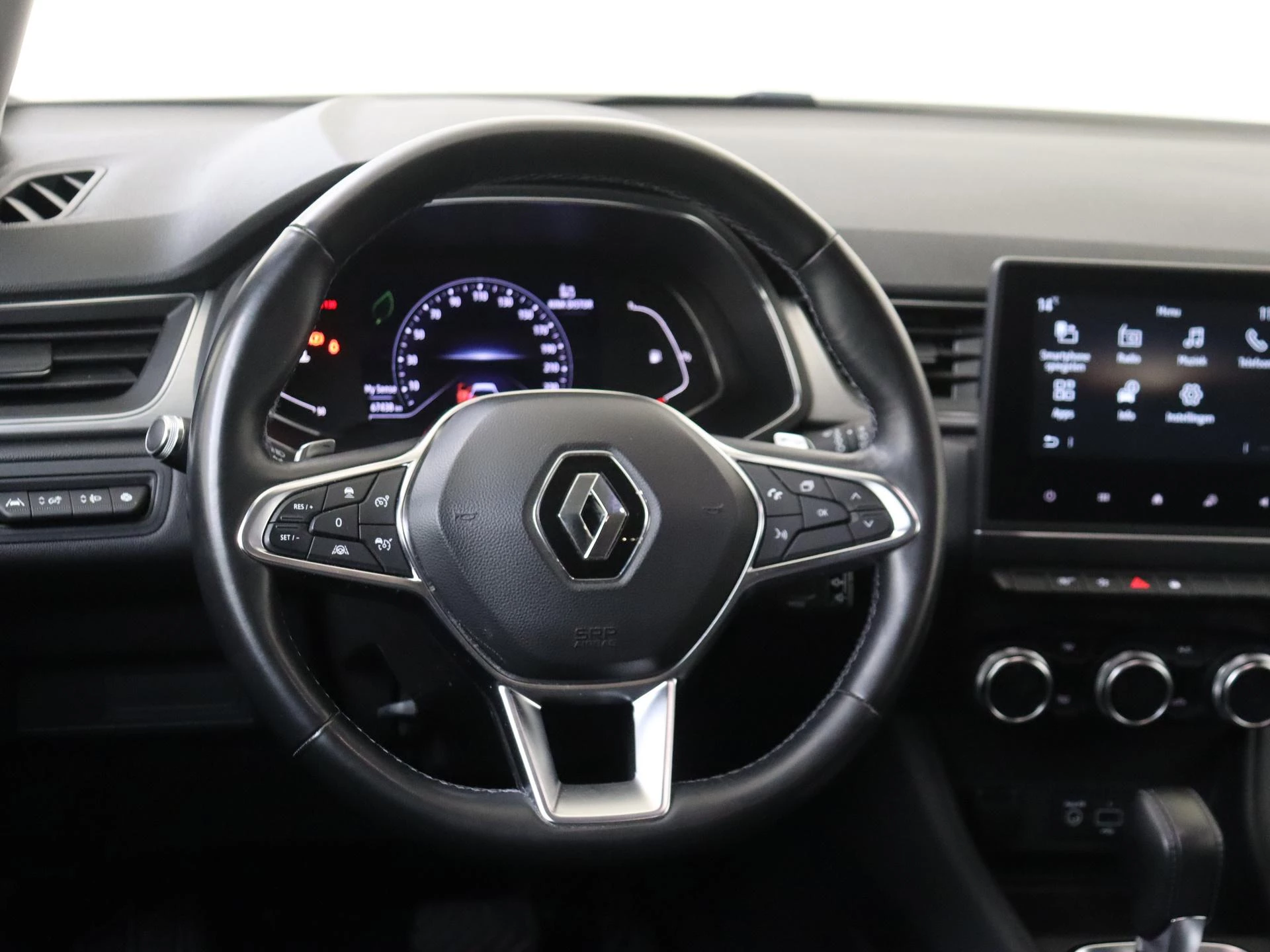 Renault-Captur-image-9