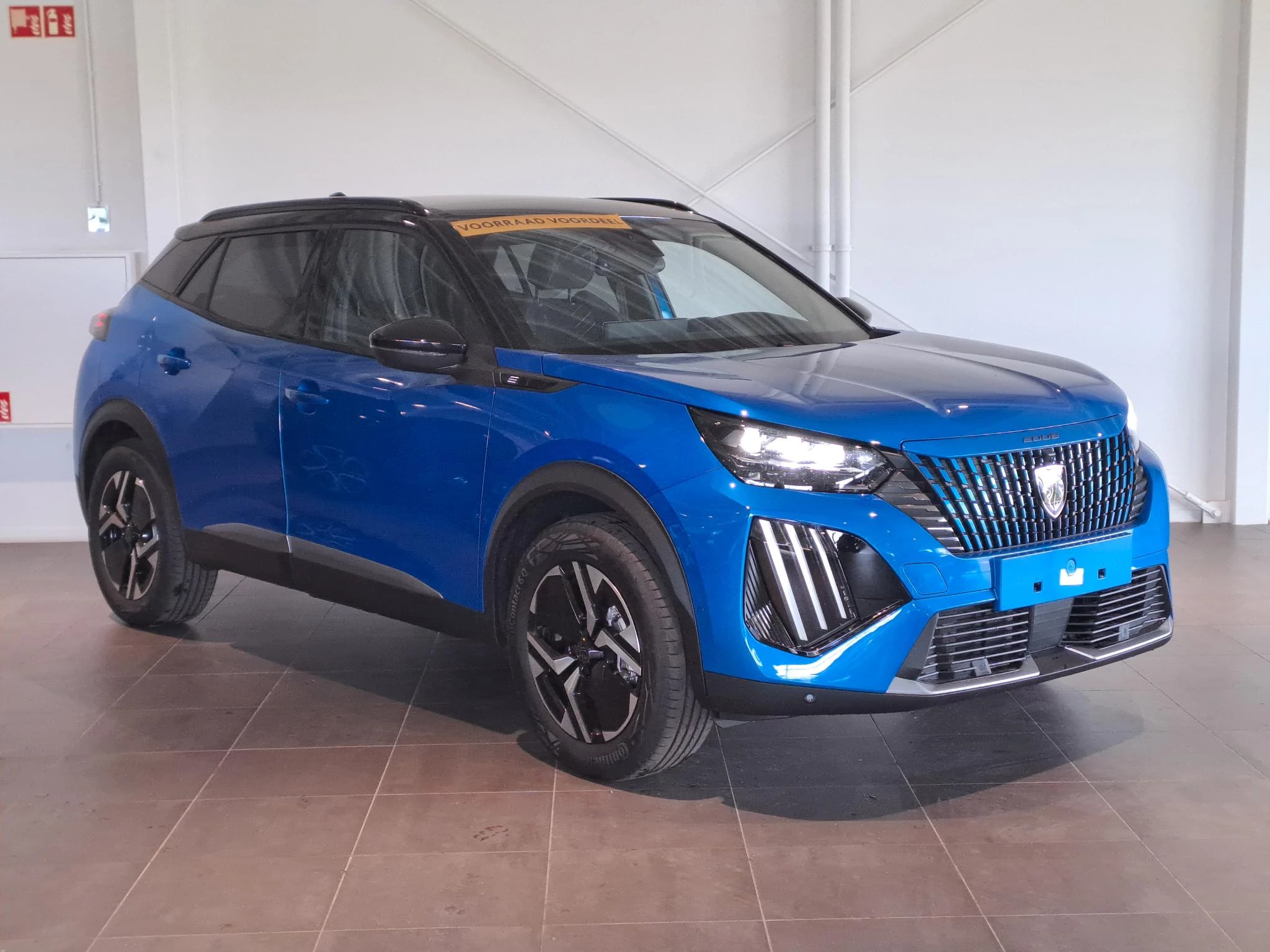 Peugeot-e-2008-image-5