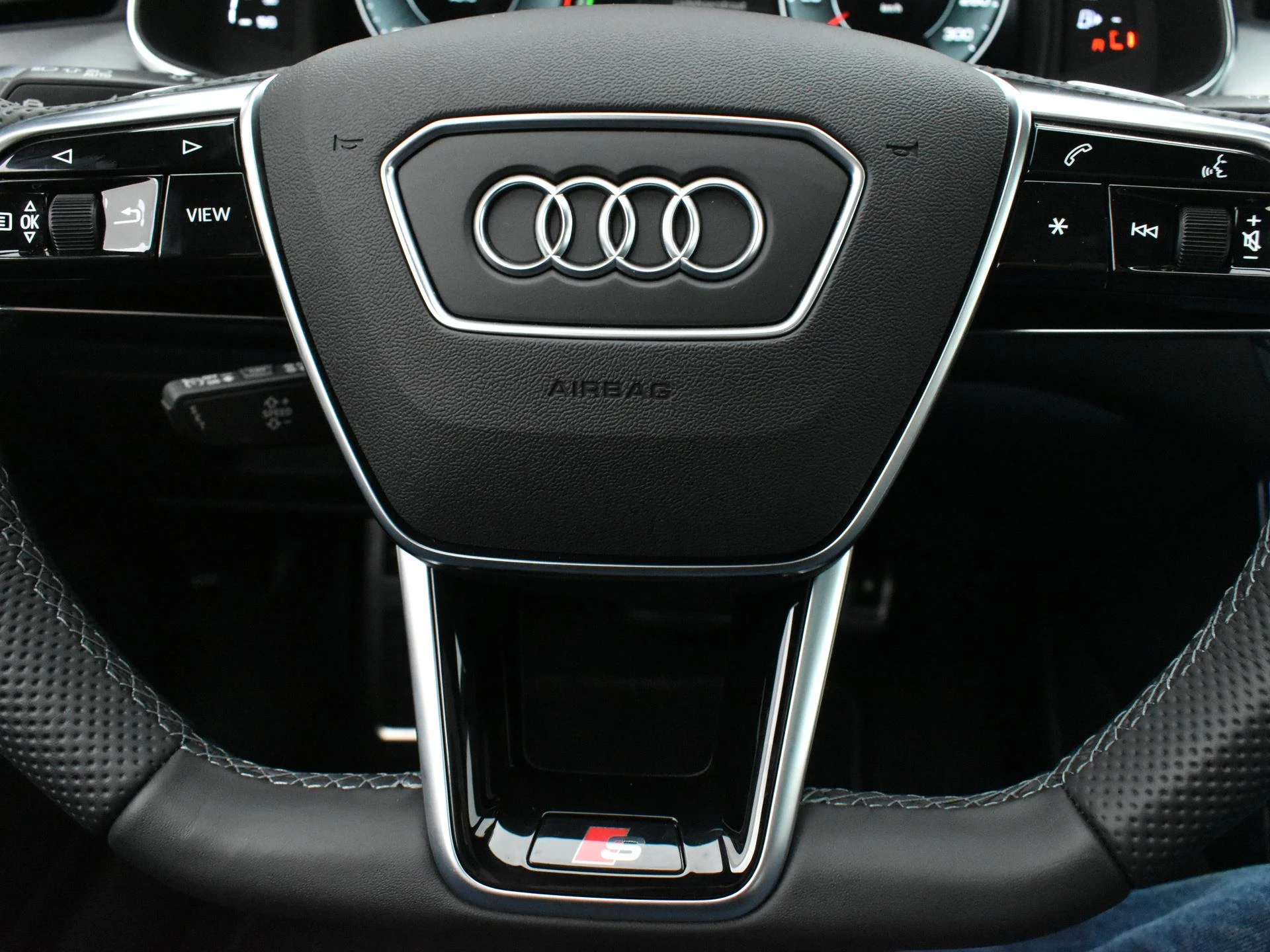 Audi A6 Avant 40 TFSI Advanced edition