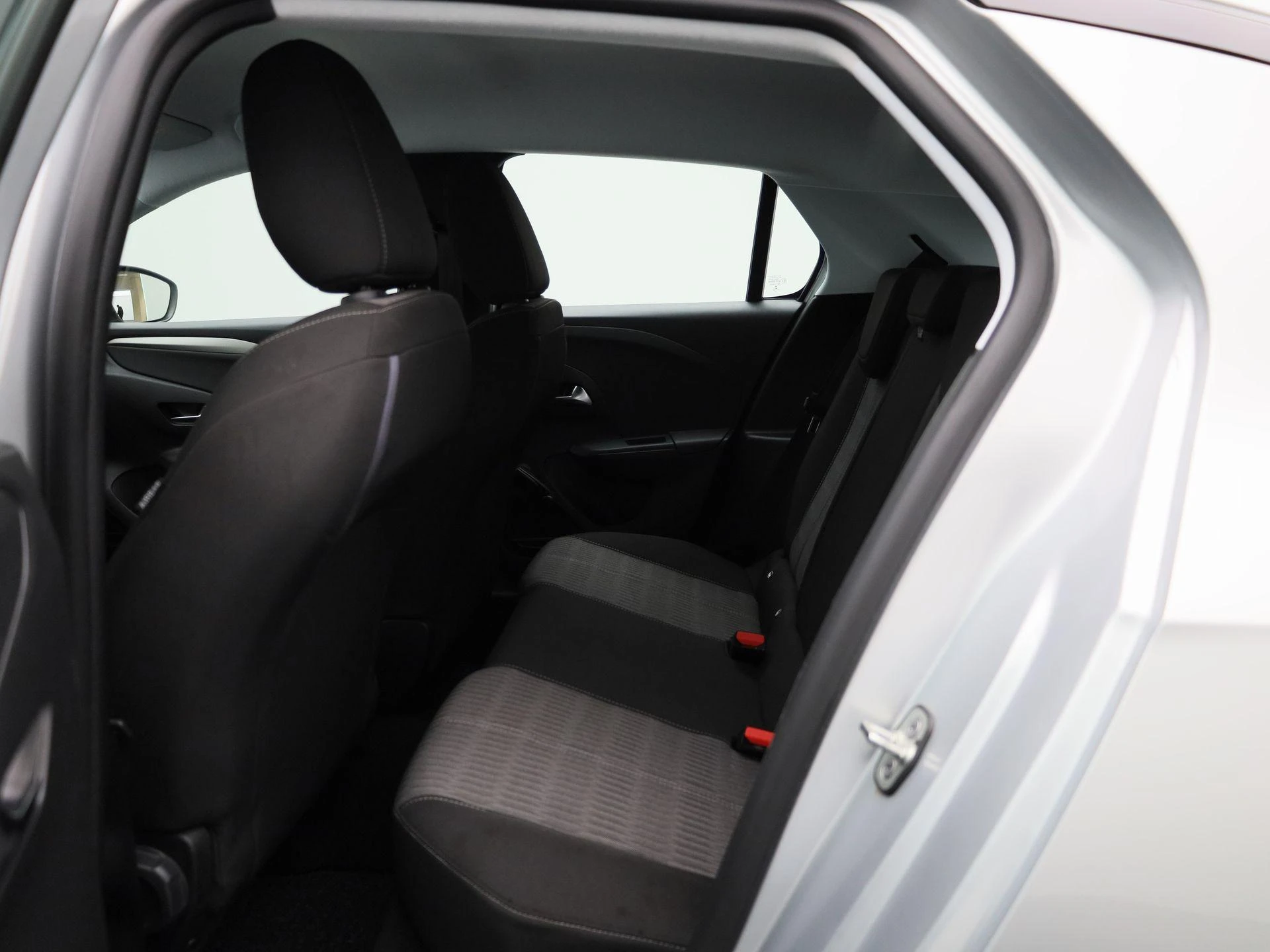 Opel-Corsa-image-9