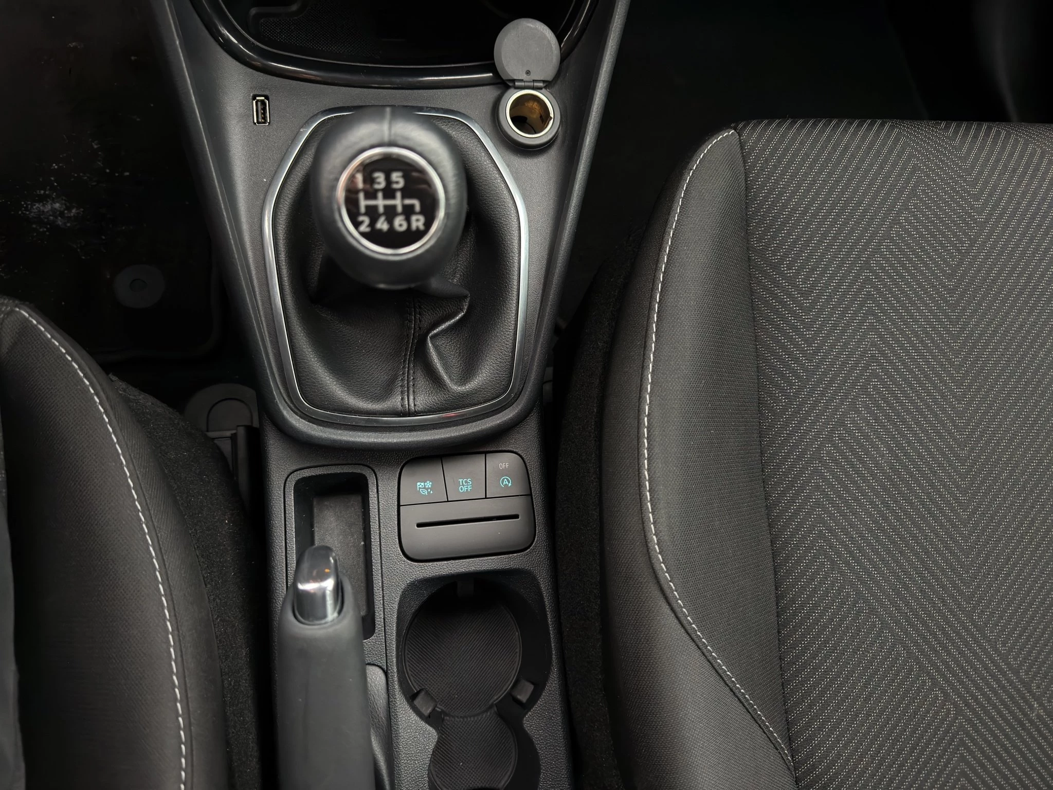 Ford Puma Cool & Connect 70kW