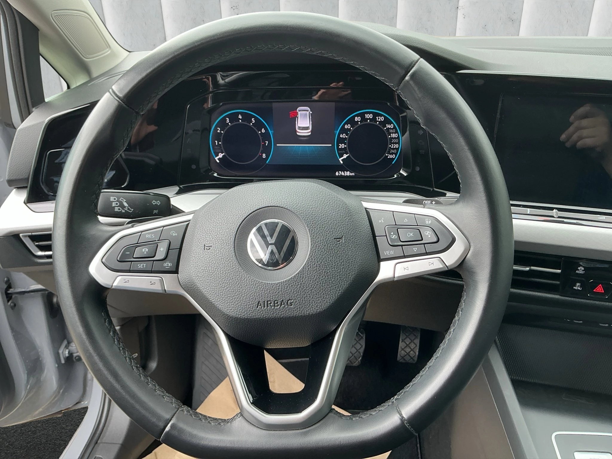 Volkswagen Golf VIII 1.0 eTSI Life OPF