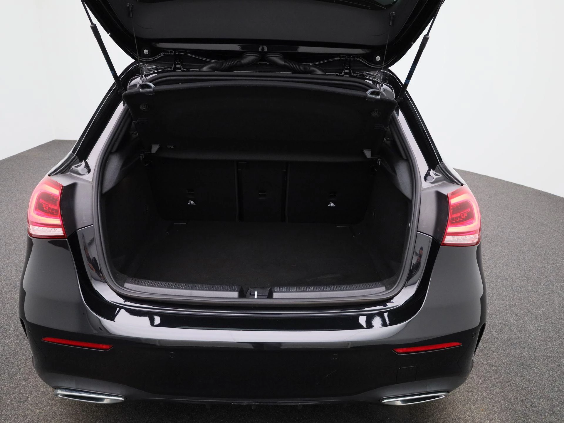 Mercedes-Benz A-Klasse 180 Aut. AMG Business Solution