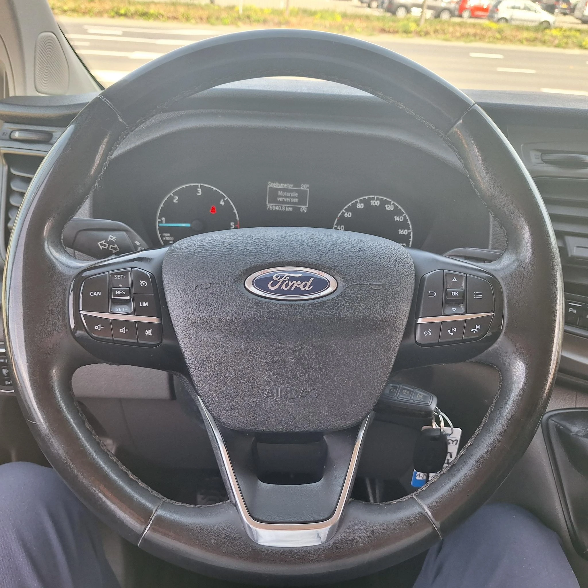 Ford-Transit Custom-image-22