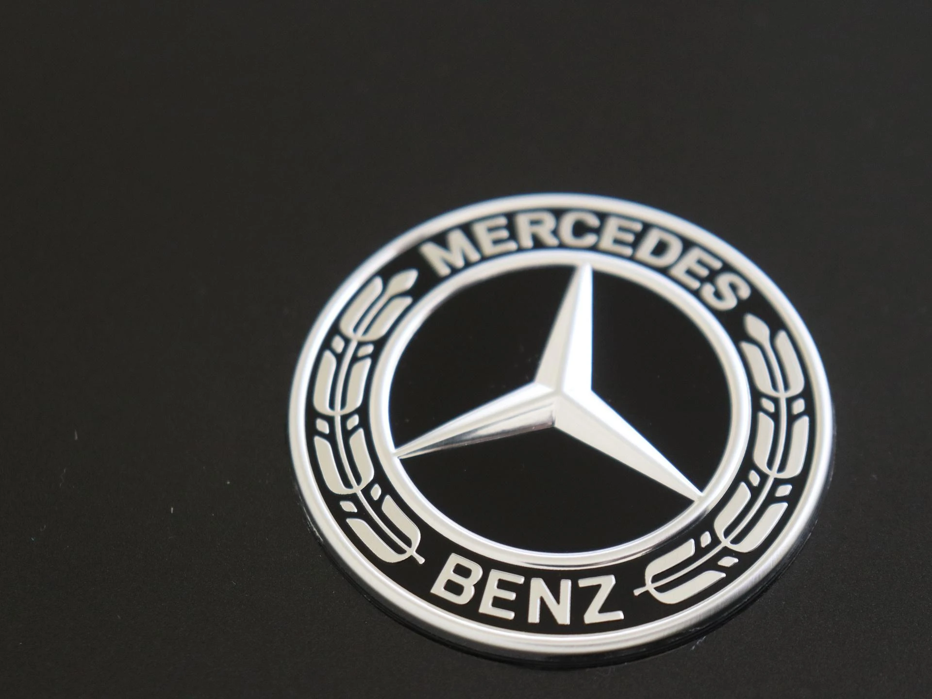 Mercedes-Benz-E-Klasse-image-28
