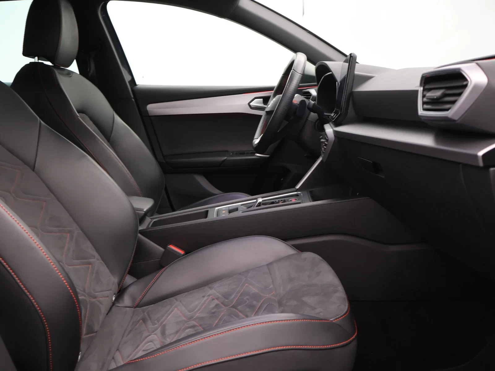 SEAT Leon e-Hybrid (PHEV) 1.4 e-Hybrid PHEV 204PK *AUTOMAAT*LEDER*ALCANTARA*ACC*PDC*VIRTUAL COCKPIT*APP-CONNECT*...*