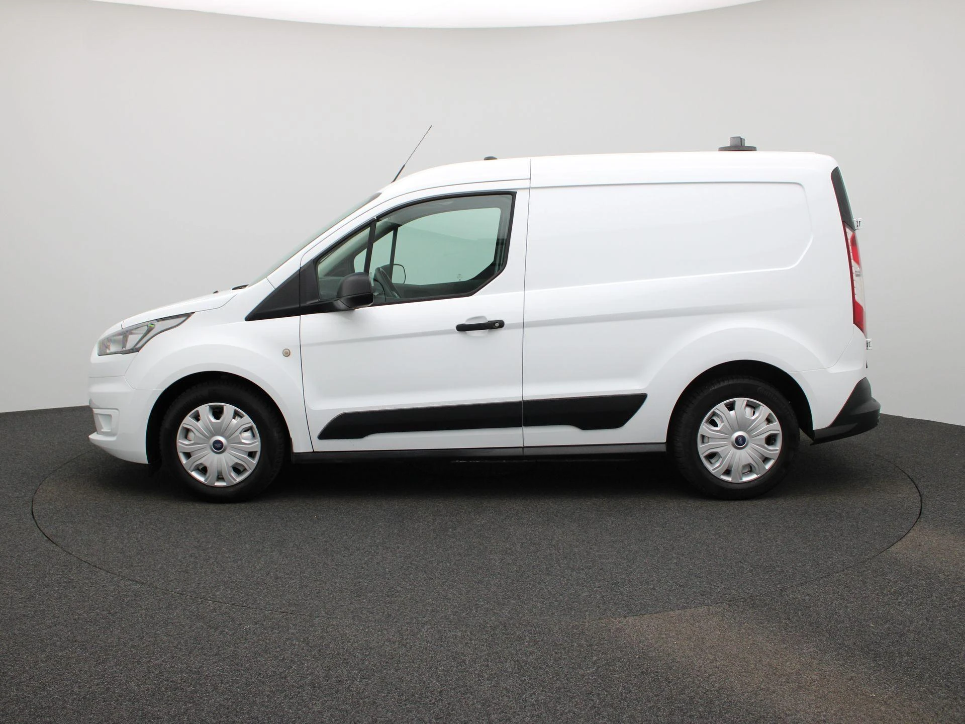 Ford-Transit Connect-image-3