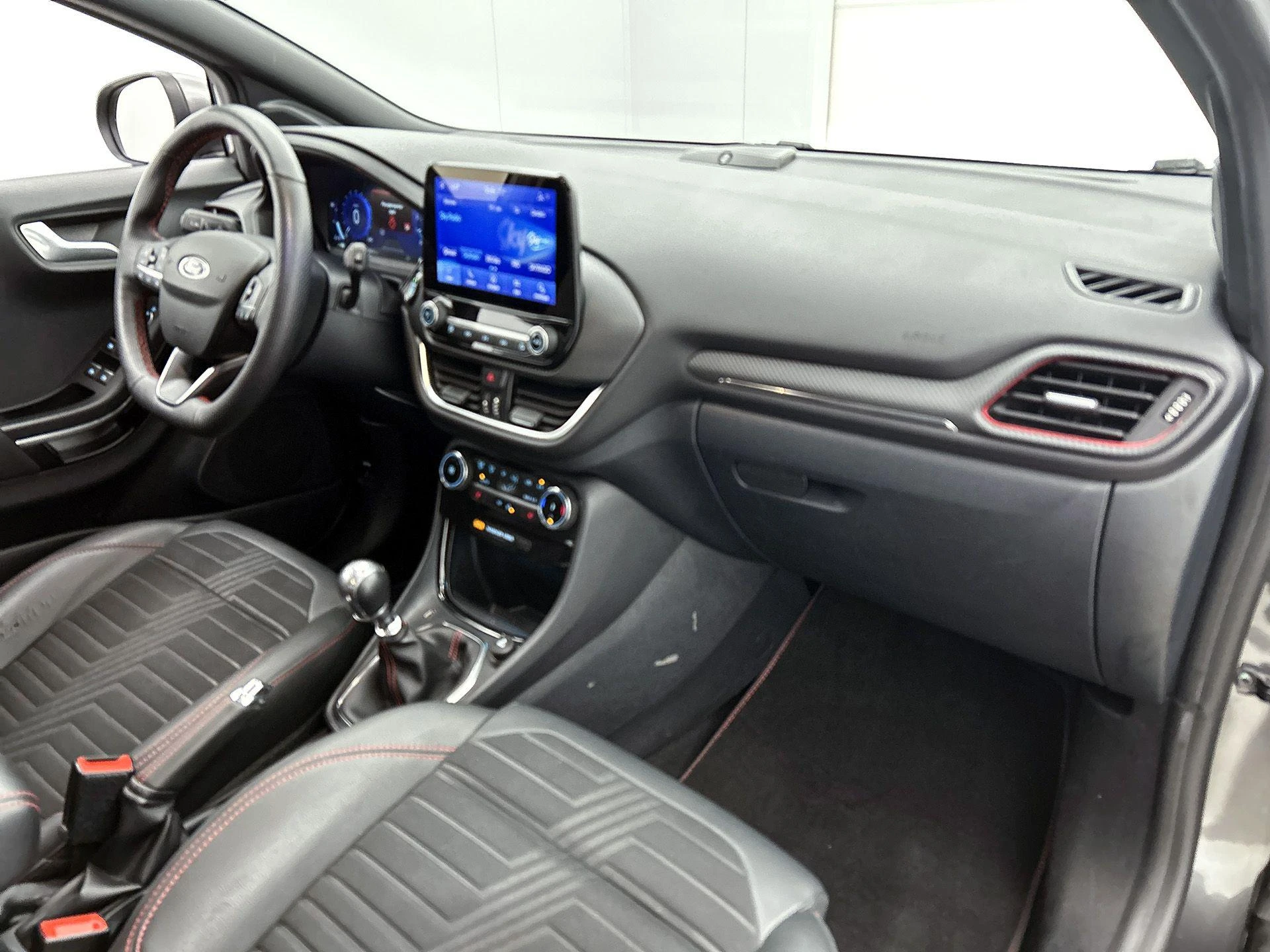 Ford-Puma-image-25