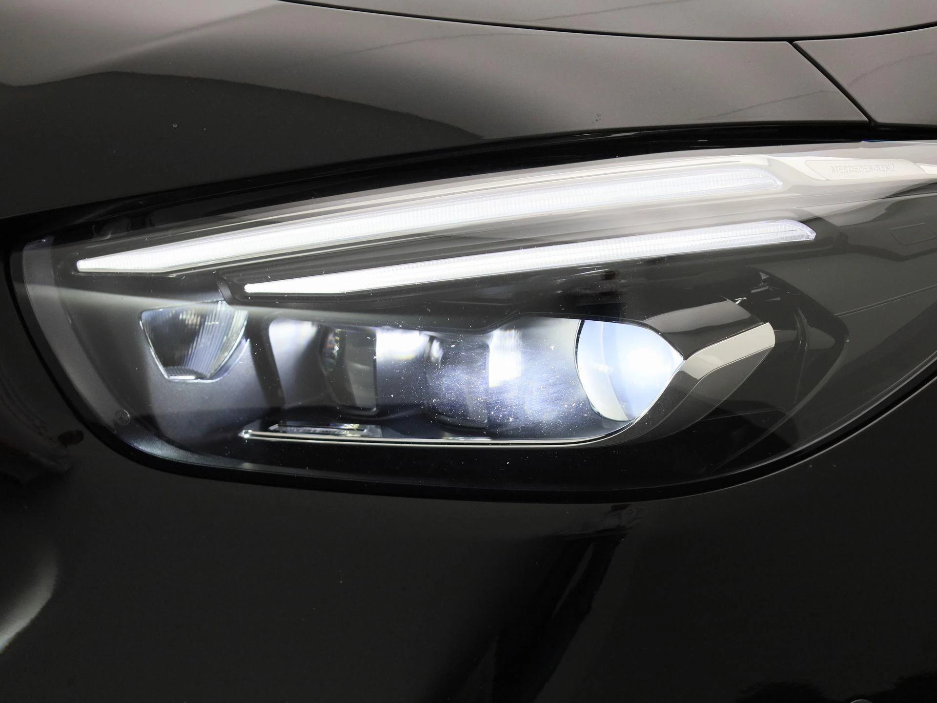 Mercedes-Benz-B-Klasse-image-13