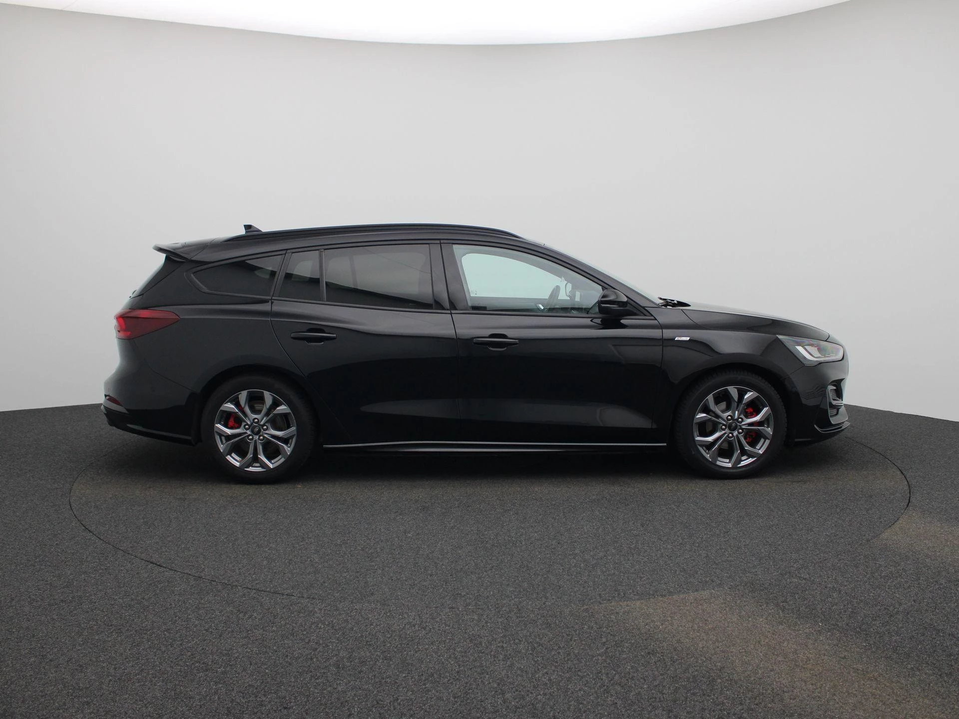Ford Focus Wagon 1.0 EcoBoost Hybrid ST Line Style