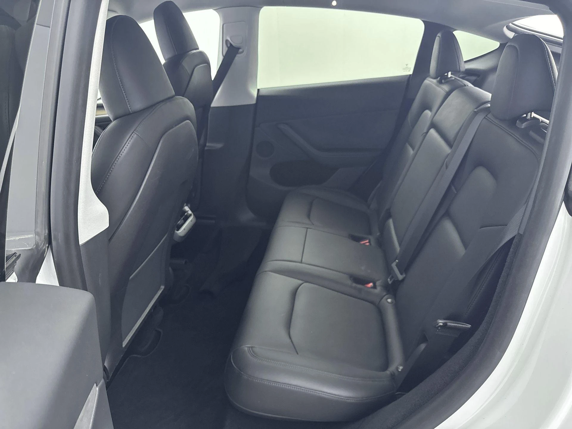 Tesla-Model Y-image-23