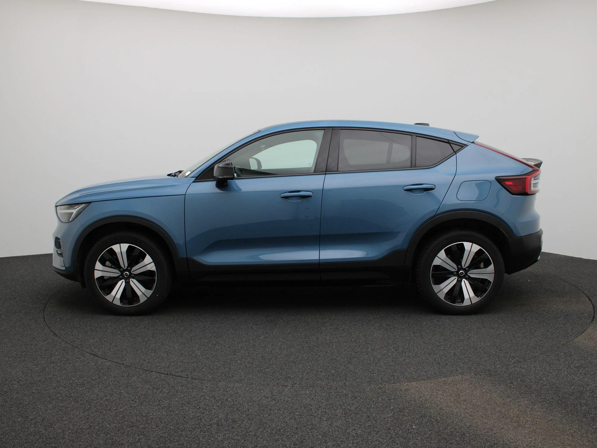 Volvo-C40-image-3