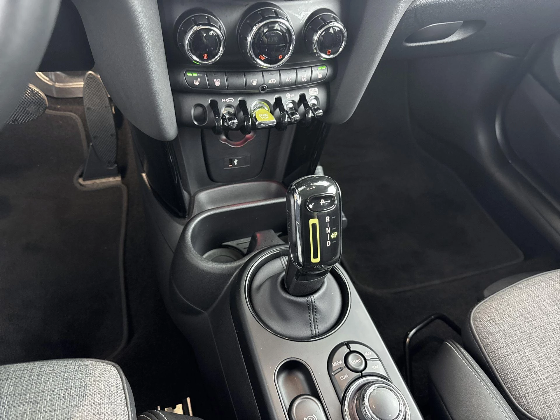 MINI Electric Classic 33 kWh