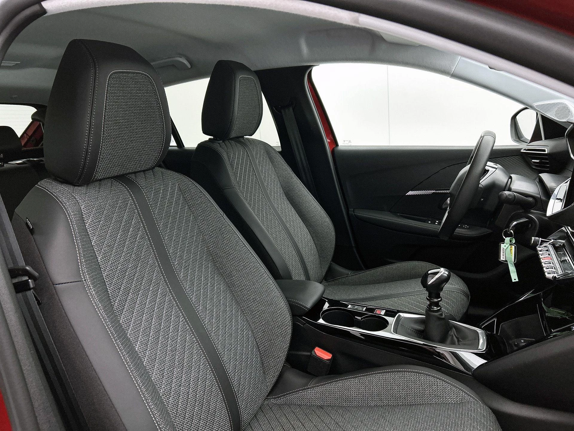 Peugeot 208 100 Allure