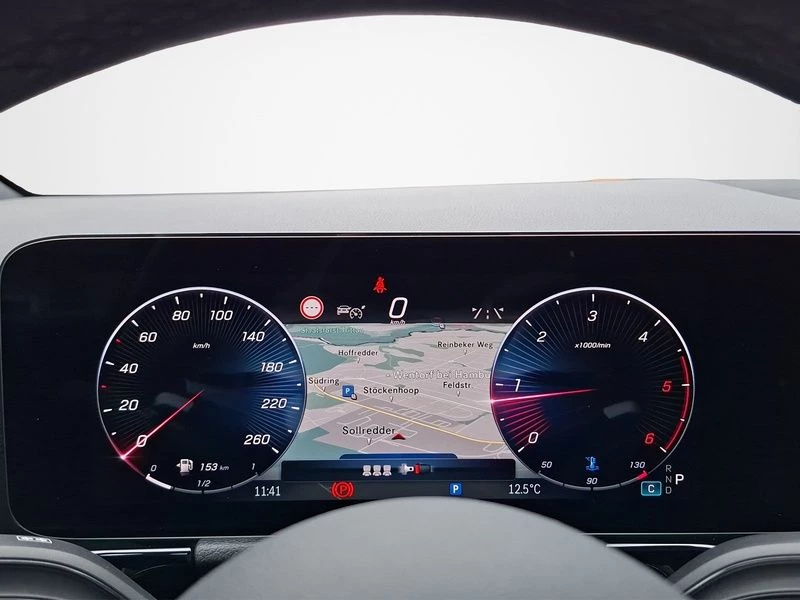 Mercedes-Benz GLA 180 d AMG KAMERA DISTRO AHK SHZ LED NIGHT AMG Line