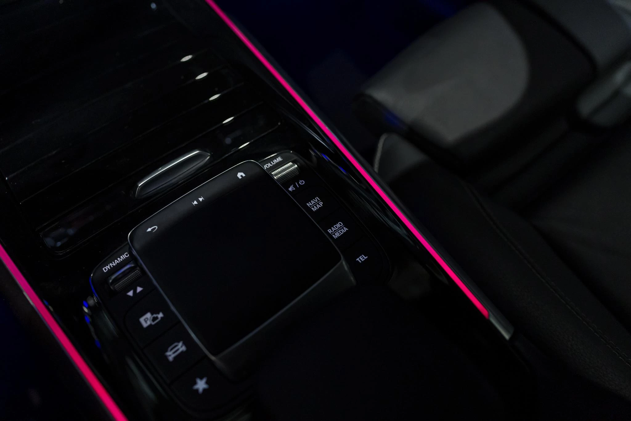 Mercedes-Benz GLA GLA 250 e AMG Line