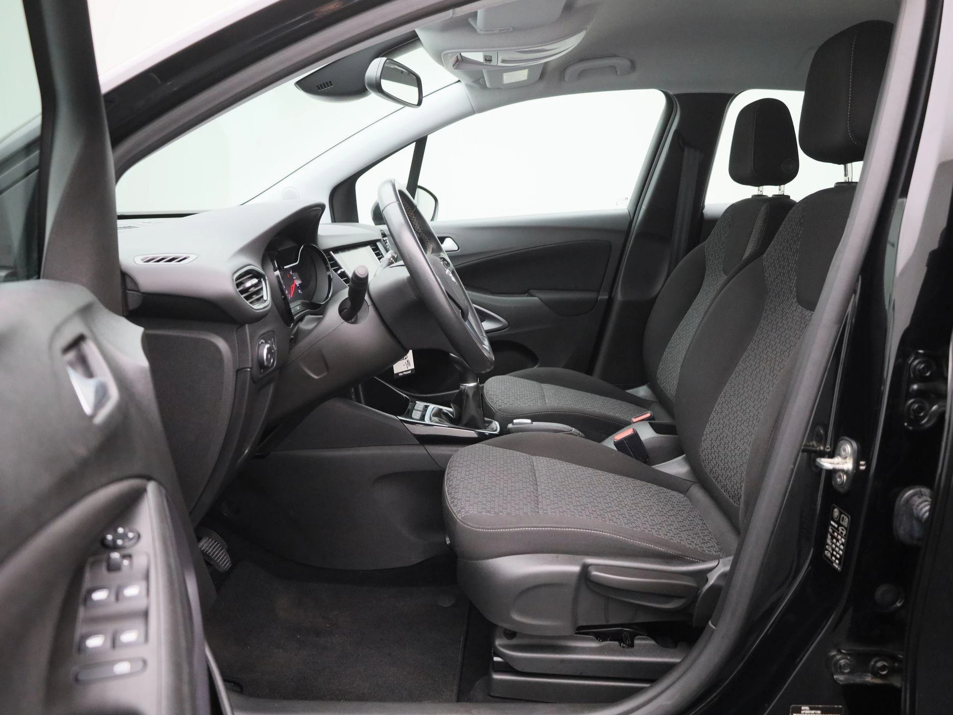 Opel-Crossland-image-10