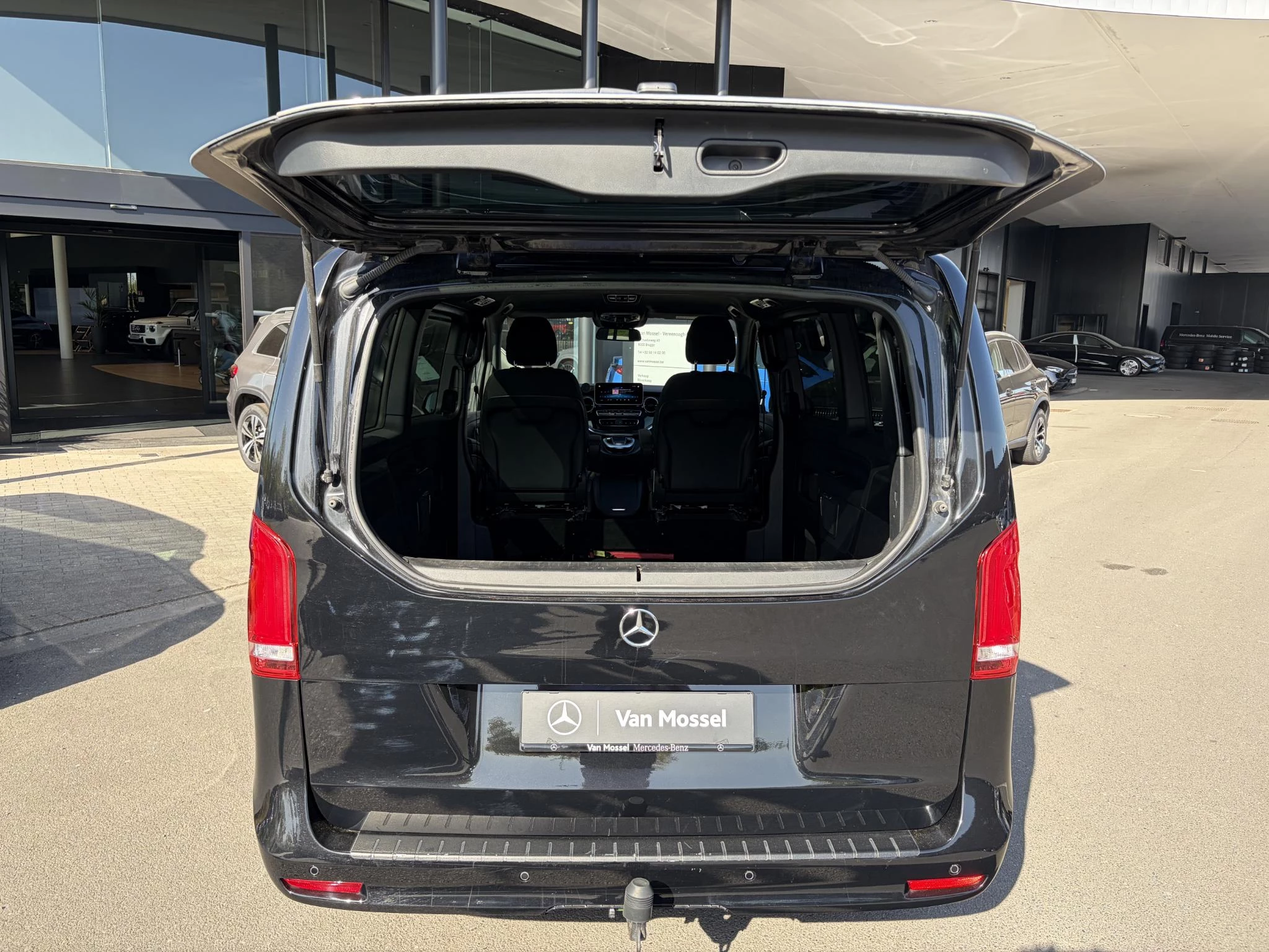 Mercedes-Benz V-Klasse 250 d L1 + LICHTE VRACHT + BURMESTER + TREKHAAK + 360 VIEW