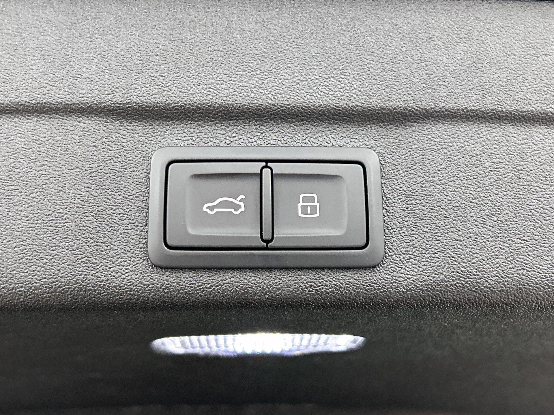 Audi A5 Avant 2.0 e-hybrid quattro S edition